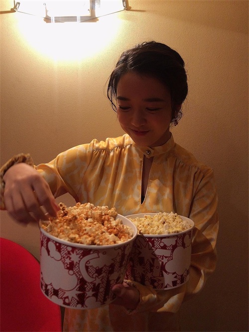 上白石萌音个人资料写真作品