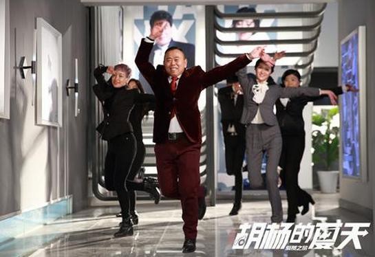 潘长江朱时茂同台演出 朱时茂潘长江合作的喜剧片今日上映(1)