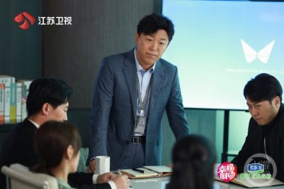 ​对话黄渤：“倒霉”的边亮就是我们平时会碰到的中年男人
