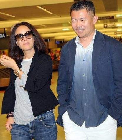 那英为什么那么晚结婚有什么感情经历？那英以前是干什么的资料介