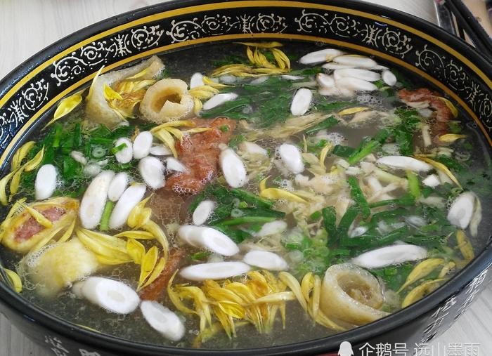 在云南，哪里的过桥米线最好吃？