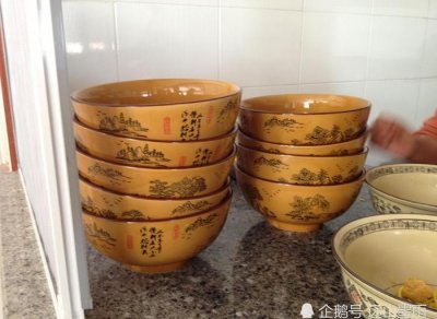 ​在云南，哪里的过桥米线最好吃？