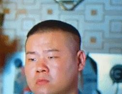 史上最搞笑的岳云鹏表情包合辑，不看就吃亏啊，我先偷偷保存了