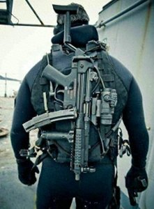 ​以精度著称的MP5冲锋枪，总觉得设计有点“耍流氓”！