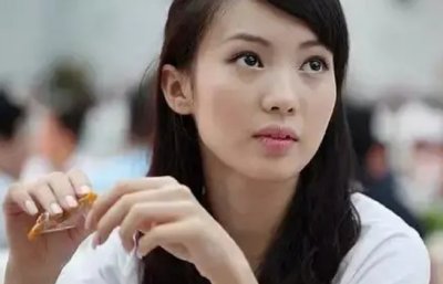 ​金晨整容太明显了 以前鼻子脸钝感十足现在精致的没槽点