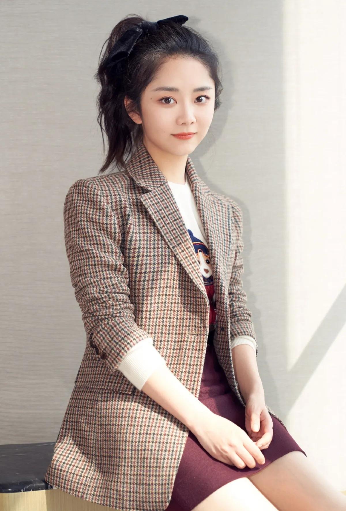 一起来看治愈系女神谭松韵，是如何以实力征服娱乐圈的