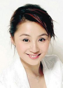​曹颖个人资料写真作品