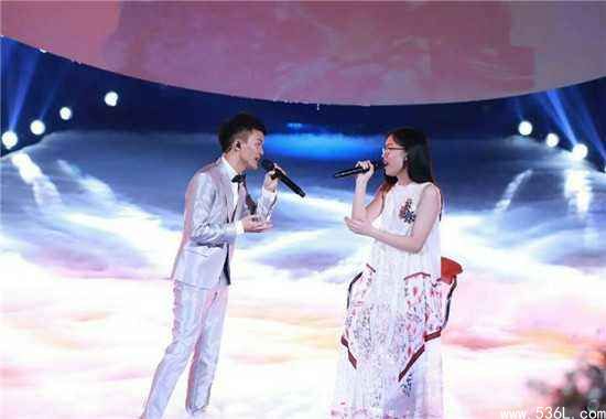 周深究竟是男是女的？周深为什么没有女朋友？