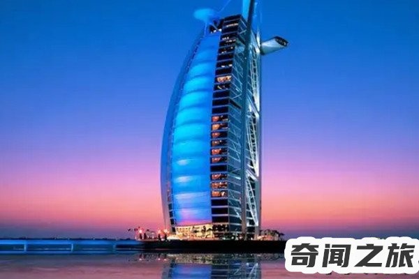 世界第一高楼是迪拜的哈利法塔（高度为828米总楼层数162层）(2)_