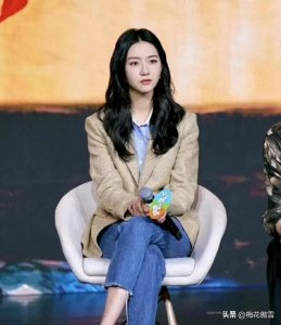 ​许龄月真是太有气质了，无论是外形条件还是个人魅力