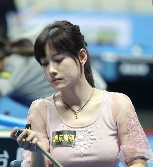 她是台湾潘晓婷，拒绝千万富商，如今仍单身