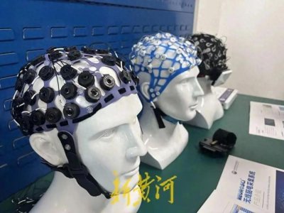 ​意念控制：科技如何改变瘫痪者和失语者的生活