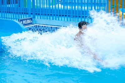 ​水上乐园最刺激的项目非大喇叭莫属，深圳的大喇叭想挑战一下吗