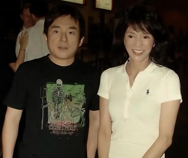 香港明星郑裕玲（香江奇女郑裕玲）(26)