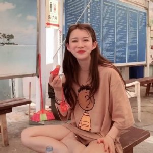 ​网红圈曝大瓜！江奈儿开撕前夫，花10万包小姐，婚内转移400多万