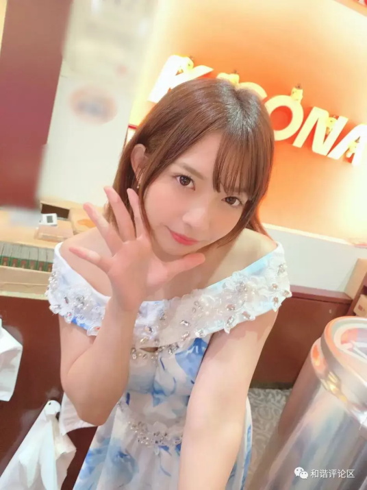 因为疫情没钱而复出的麻里梨夏写真分享，接着奏乐接着舞！