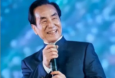​巴蜀十大笑星，谐剧第二代掌门人—沈伐，背后的男人是他
