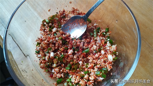 跟着大厨做家常炝白菜，营养开胃又下饭，先收藏了