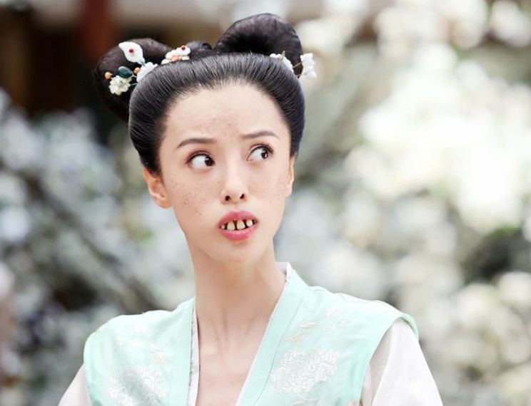 出演甄宓的演员(甄宓的扮演者现在如何)