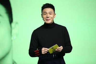 ​李荣浩陆瑶相恋几年 李荣浩陆瑶当年分手原因被扒