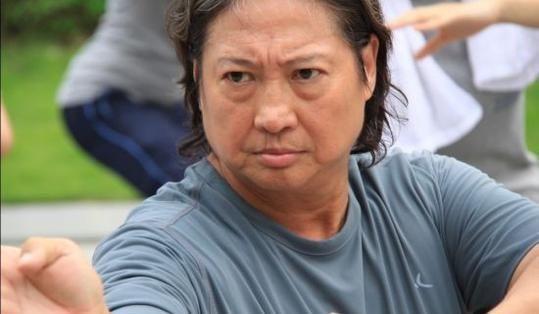 七小福现状：成龙尴尬！洪金宝仗义！元彪幸福！而这几个混得最惨