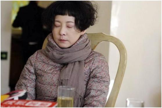 51岁《红楼梦》晴雯近况，为爱人还债千万，只换来最后26天相处