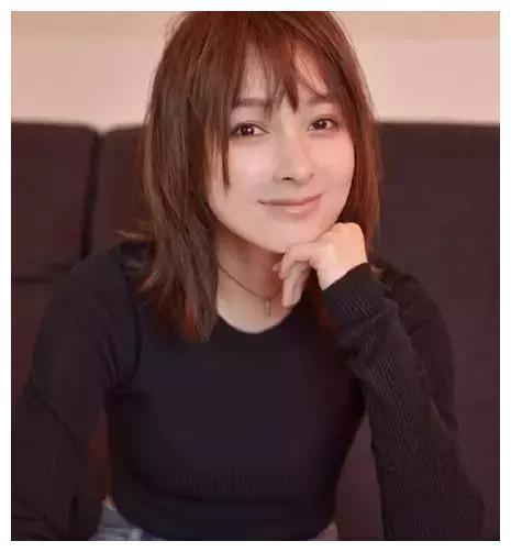 吴昕被拍到丑照后的一脸真诚，也许这就是她和沈梦辰最大的区别吧