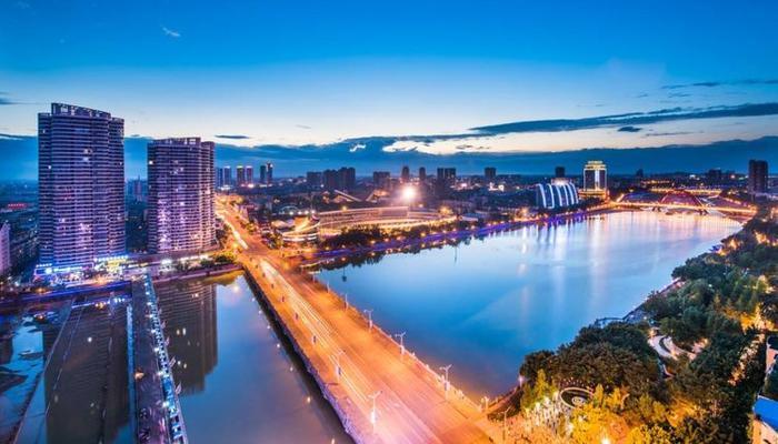 四川最有意思的县级市，明明归德阳管辖，却一直渴望融入成都