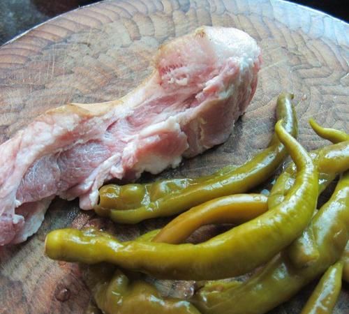 肉酸了还能吃吗?