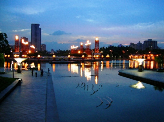 中国最适合打工的3个城市和最适合创业的3个城市