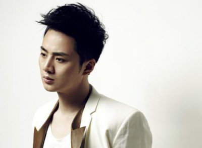 ​余少群和经纪人绯闻事件(余少群经纪公司)