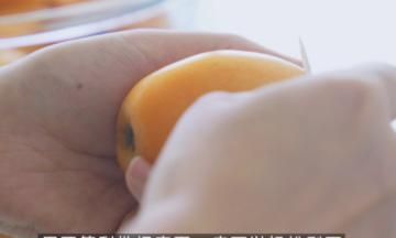 枇杷泡蜂蜜要去核吗,枇杷果的吃法?图3