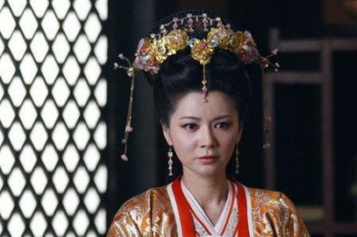 ​隋唐英雄传萧妃是谁扮演的