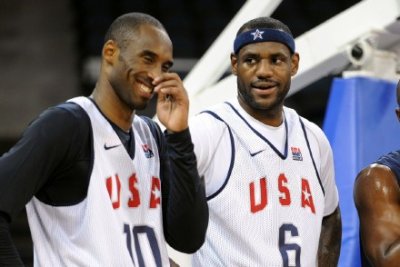 ​惺惺相惜！科比与詹姆斯做过2次队友 全部是在奥运会