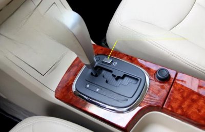 ​荣威350自动挡买多少钱