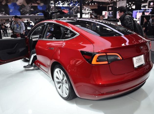 最便宜的特斯拉来了，续航超356公里、5.6秒破百-