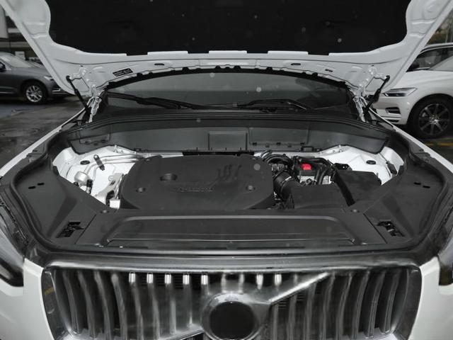 沃尔沃XC902025款最低价格是多少钱？沃尔沃XC90优惠价-