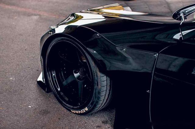 宽体雷克萨斯LC500,让漂亮变得疯狂-