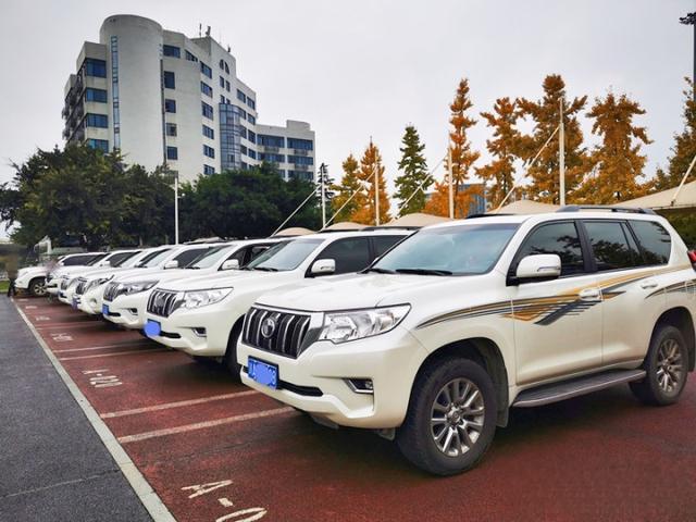 成都租越野车多少钱一天（附成都越野车租车价格表）-