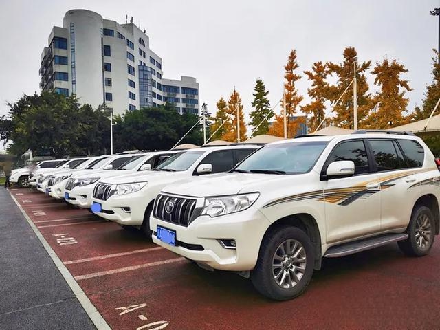 成都租越野车多少钱一天（附成都越野车租车价格表）-