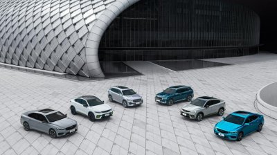 ​小鹏和蔚来双双跌超8% 港股汽车股为何持续下挫？