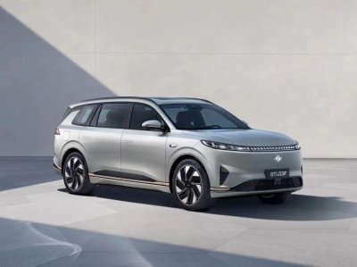 ​奕派008（增程版）这款车怎样？_ZAKER新闻