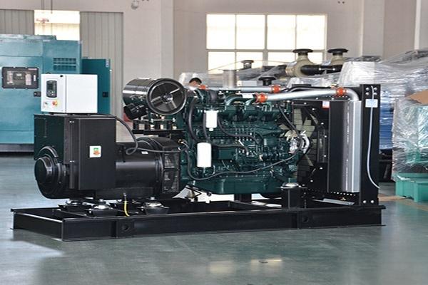 500千瓦发电机油耗是多少？其具体价格是多少钱一台？-