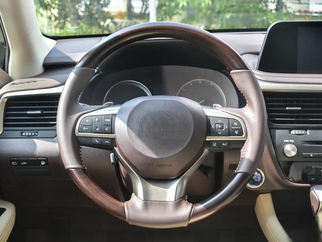 雷克萨斯RX 2025款 改款 450h 豪华版有什么配置 雷克萨斯RX购车手册-