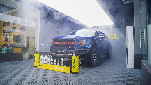 贴一套XPEL车衣大概需要多少钱？-