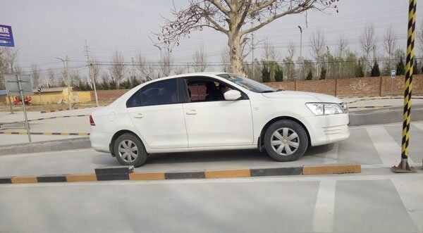 学车要花多少钱,考驾照真的很重要吗-