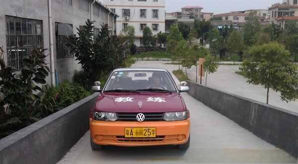 学车要花多少钱,考驾照真的很重要吗-