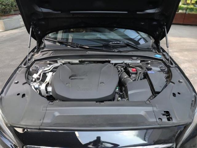 沃尔沃S902025款落地价是多少钱？沃尔沃S90裸车价-