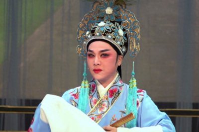 ​越剧《盘夫索夫》黄惠、王志萍剧照(2)