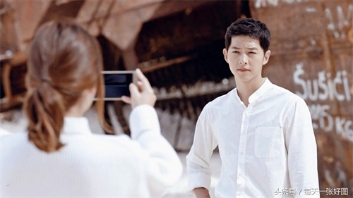 高清剧照系列之太阳的后裔宋仲基宋慧乔